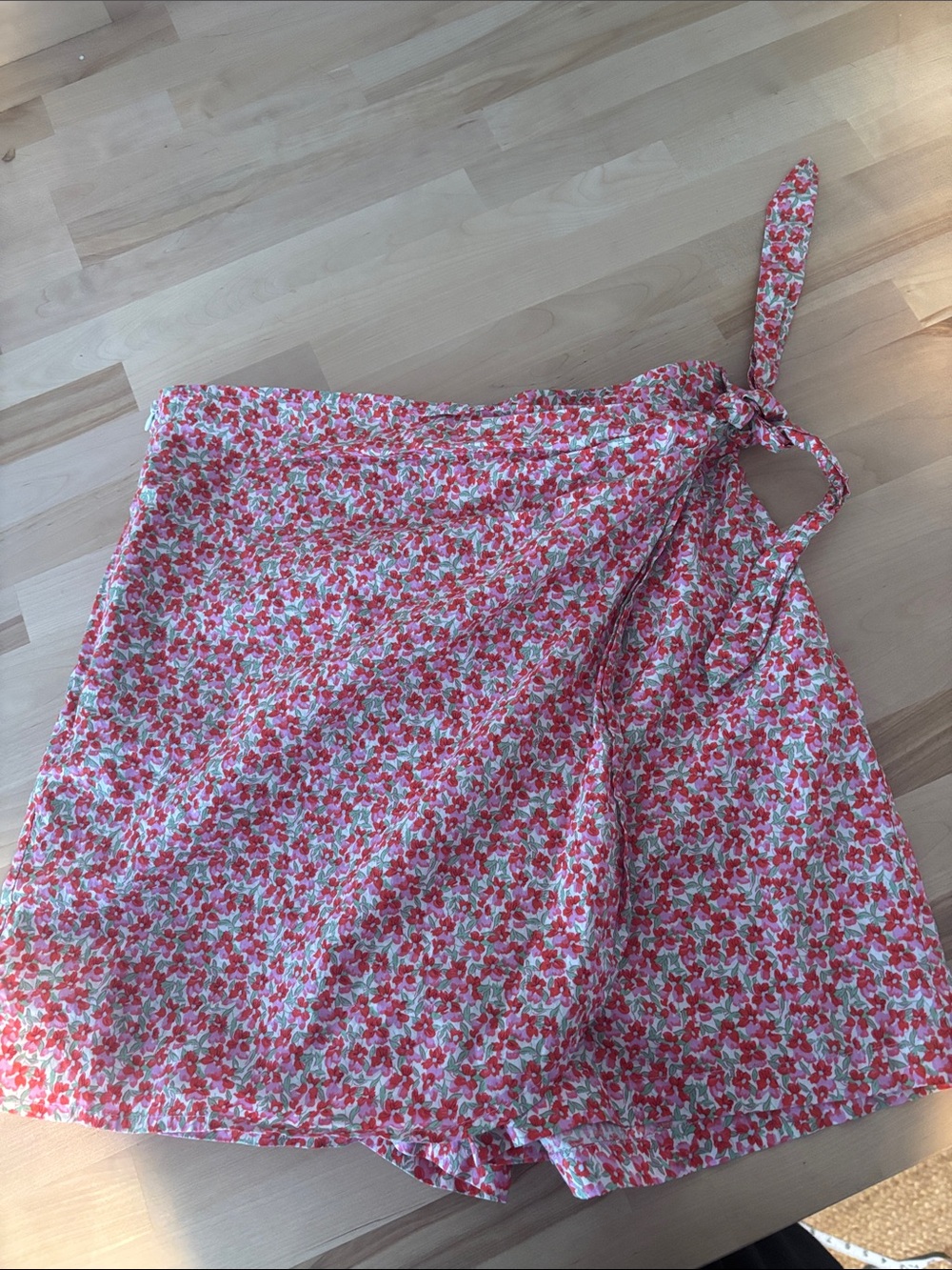 Floral Pink Tie-Waist Mini Skirt size medium